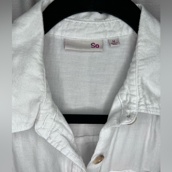 So Kohl’s Brand Size M White Button-Down Sleeveless Blouse - Picture 4 of 4